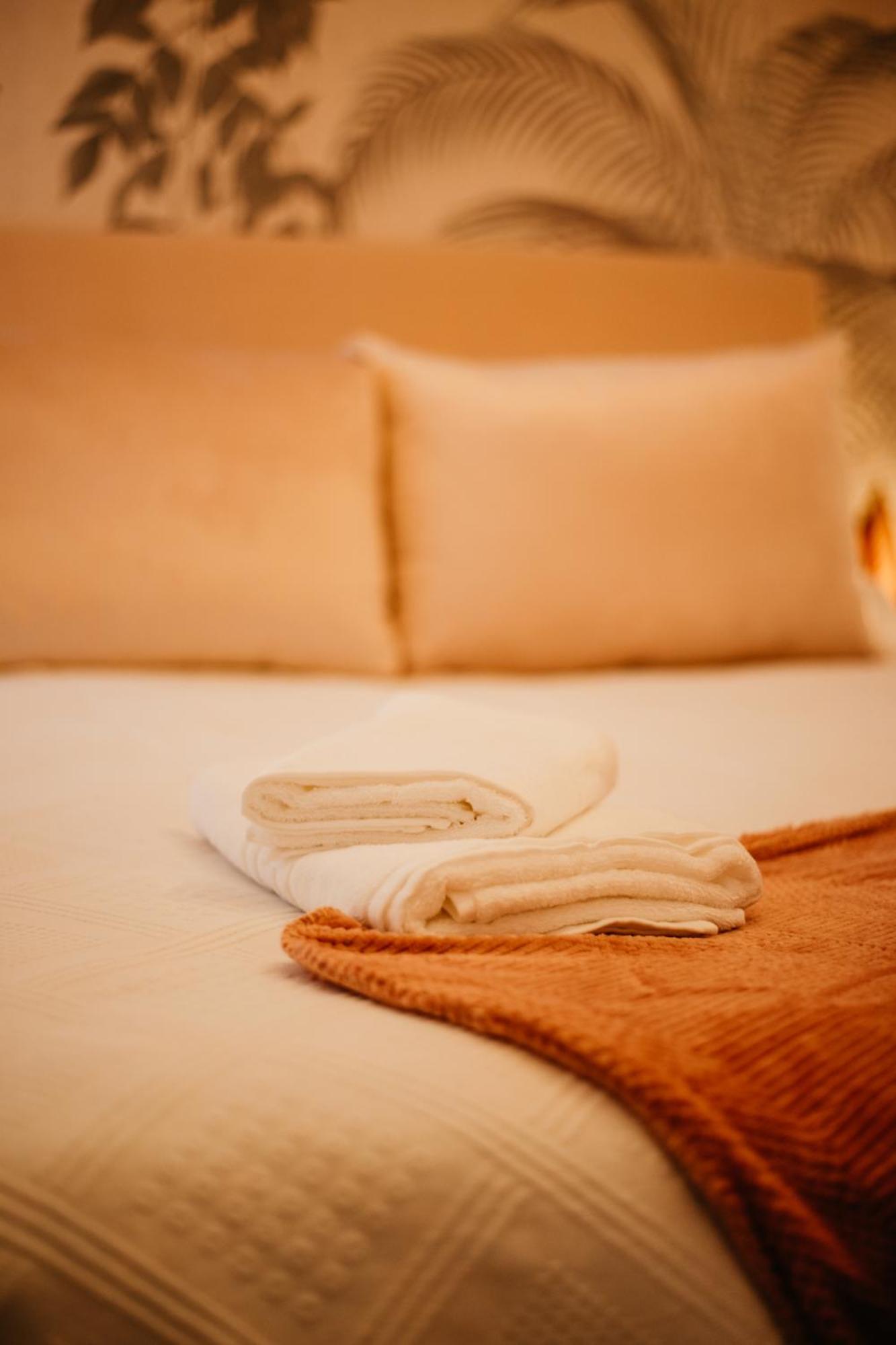 Tuguest Maria Luisa Apartment - Free Parking Granada Buitenkant foto