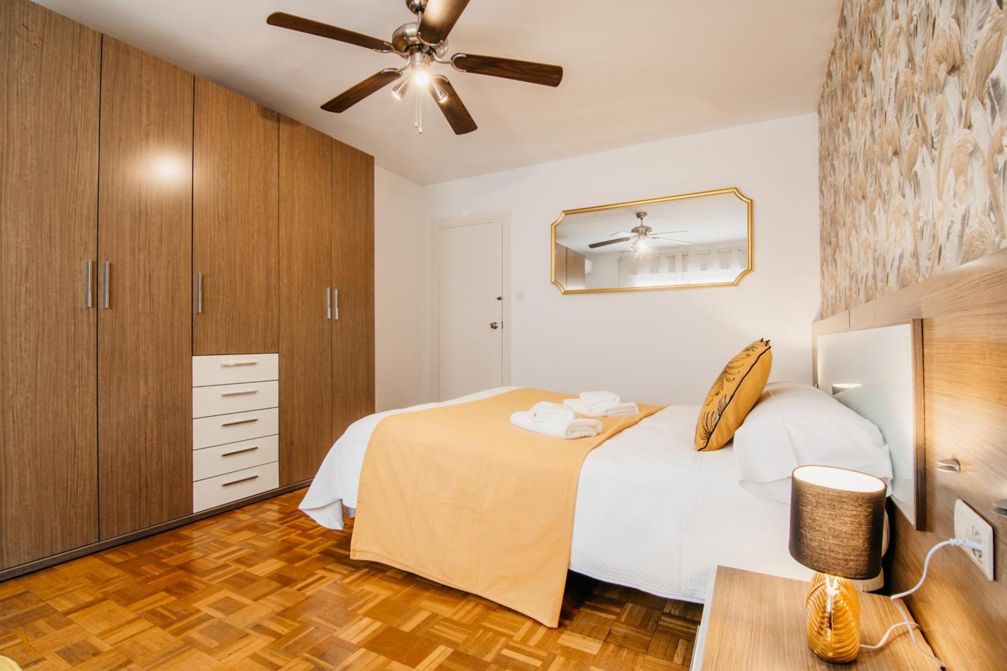 Tuguest Maria Luisa Apartment - Free Parking Granada Buitenkant foto