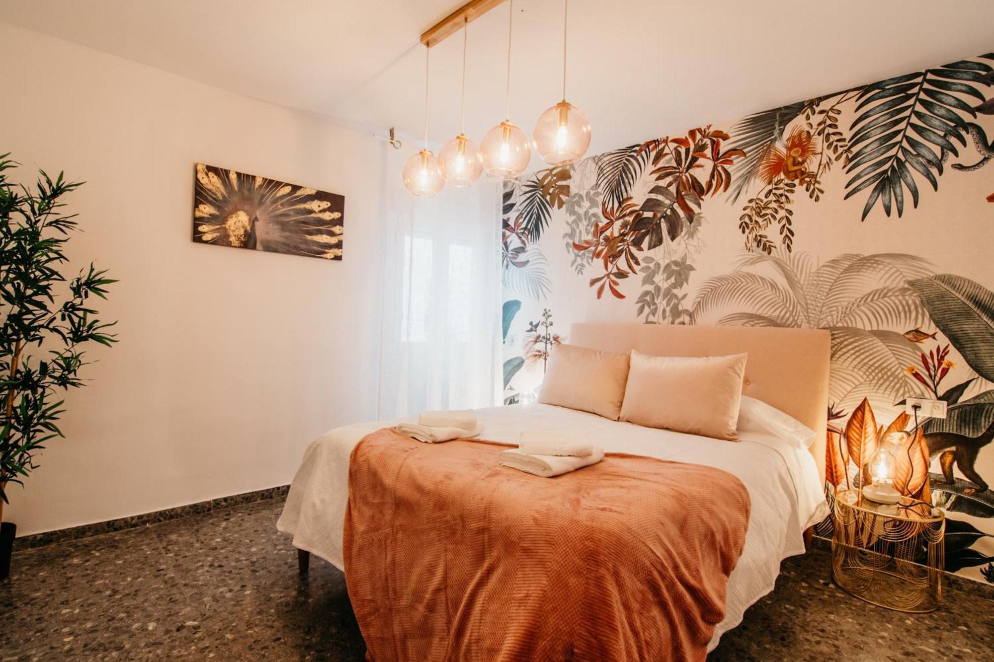 Tuguest Maria Luisa Apartment - Free Parking Granada Buitenkant foto
