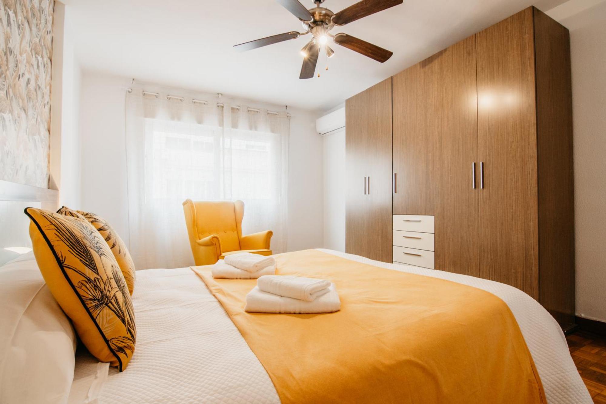 Tuguest Maria Luisa Apartment - Free Parking Granada Buitenkant foto